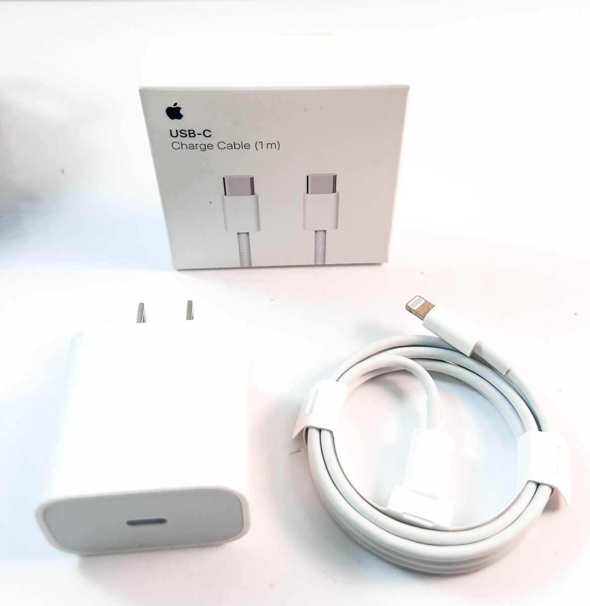 Carregador USB-C 20W + Cabo